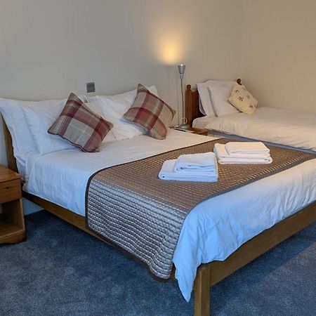 Ivybridge Guesthouse フィッシュガード エクステリア 写真