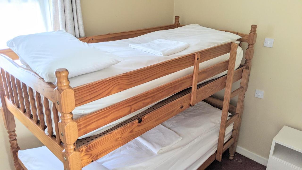 Ivybridge Guesthouse フィッシュガード エクステリア 写真