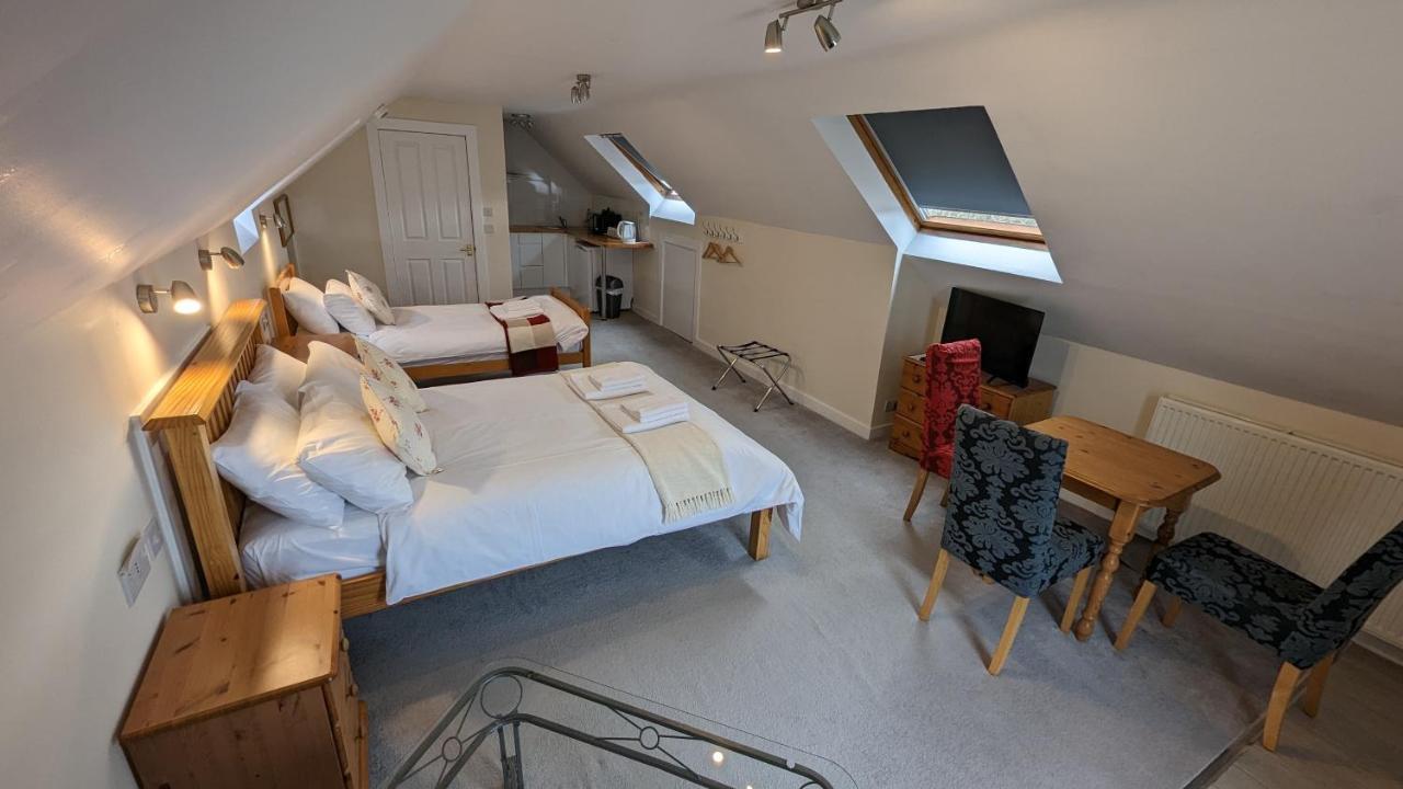 Ivybridge Guesthouse フィッシュガード エクステリア 写真